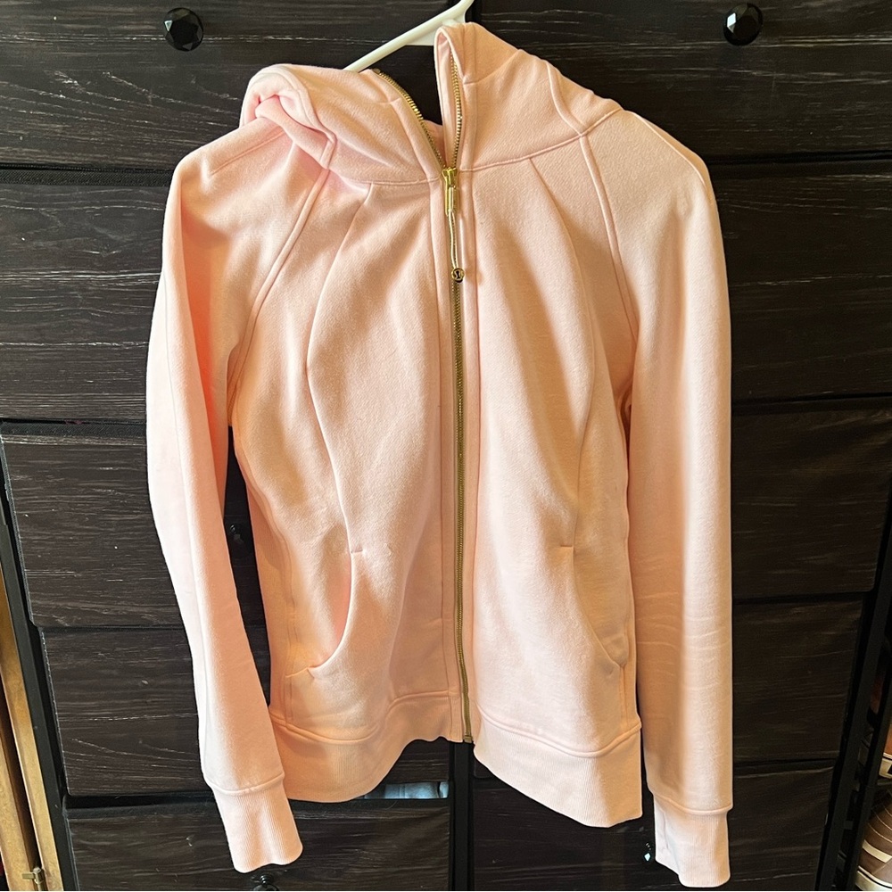 Lululemon Full Zip Scuba Strawberry Milkshake/gold zip